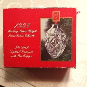 Madison Avenue Vintage 1998 Making Spirits Bright 24% Lead Crystal Ornament